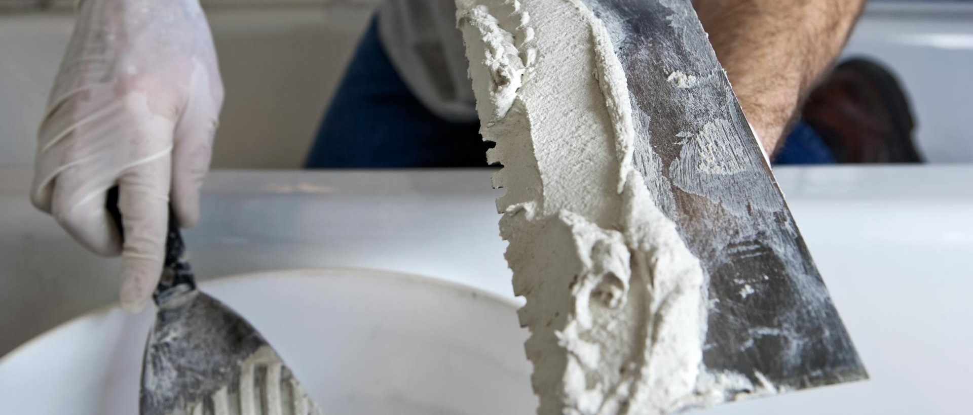 Plasterer UB8