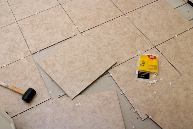 Tiling Uxbridge, Cowley, UB8